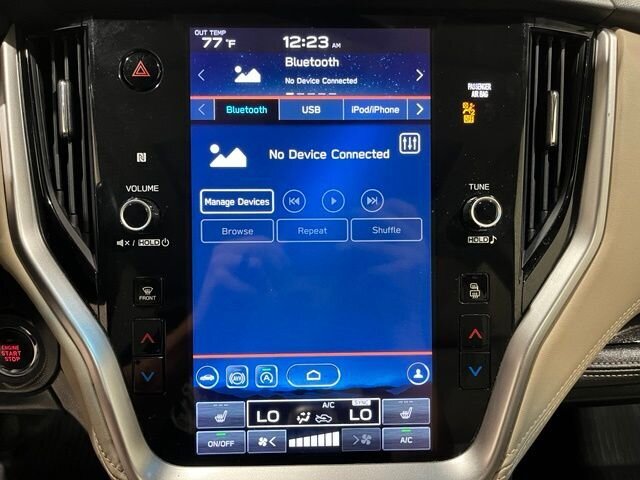 
 2020 Subaru Outback Limited full									