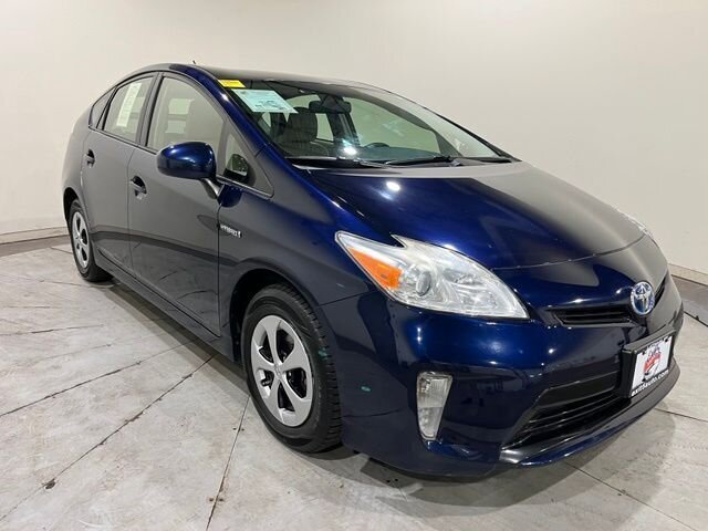 
 2013 Toyota Prius Three full									