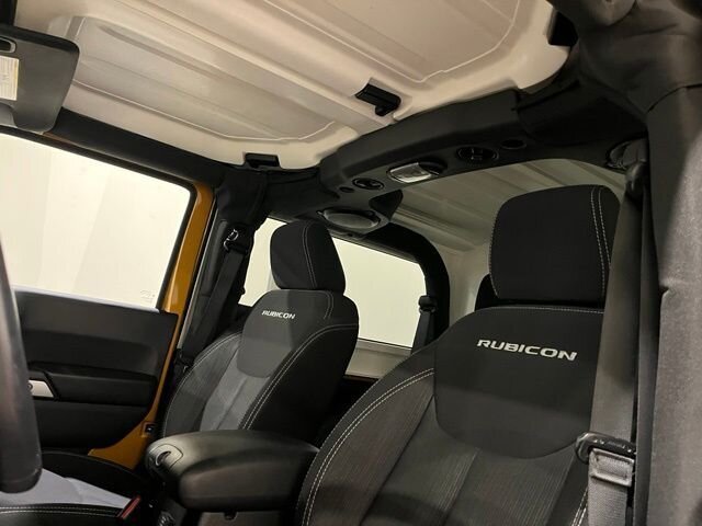 
 2014 Jeep Wrangler Rubicon full									