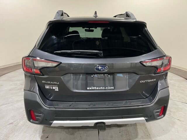 
 2020 Subaru Outback Limited full									