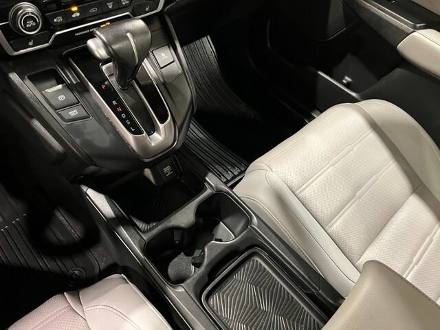 
 2018 Honda CR-V Touring full									