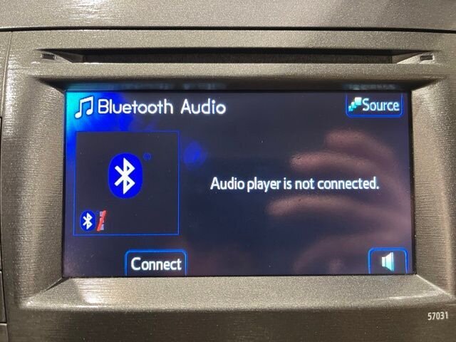 
 2014 Toyota Prius Two full									