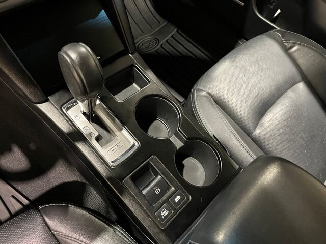 
 2016 Subaru Outback 2.5i Limited full									