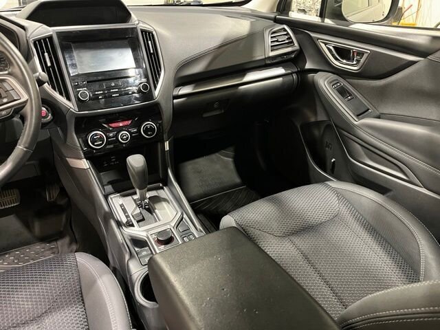 
 2021 Subaru Forester Premium full									