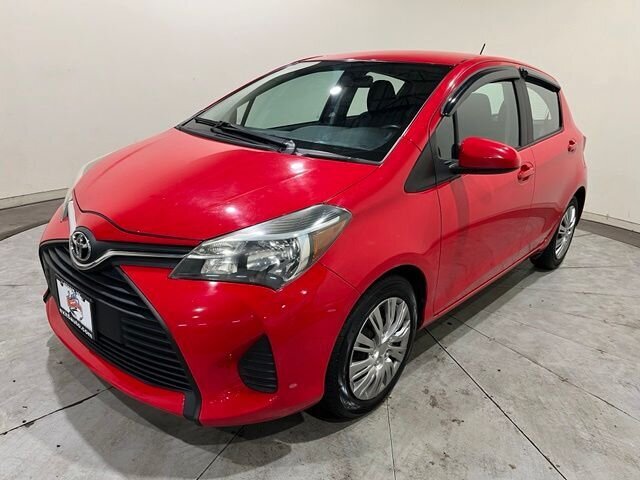 
 2015 Toyota Yaris L full									