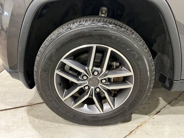 
 2021 Jeep Grand Cherokee Limited full									