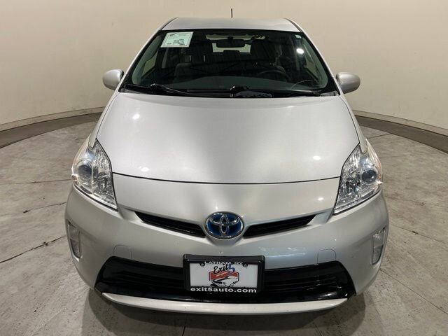 
 2014 Toyota Prius Two full									