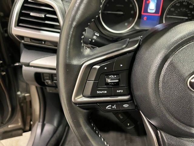 
 2020 Subaru Forester Limited full									