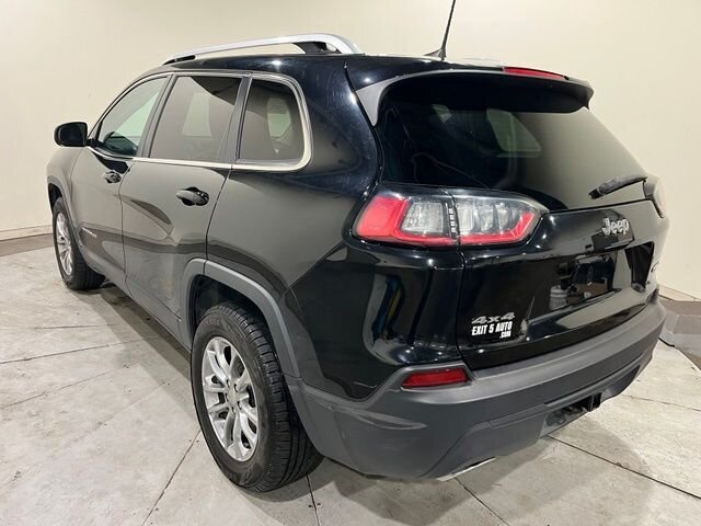 
 2019 Jeep Cherokee Latitude Plus full									