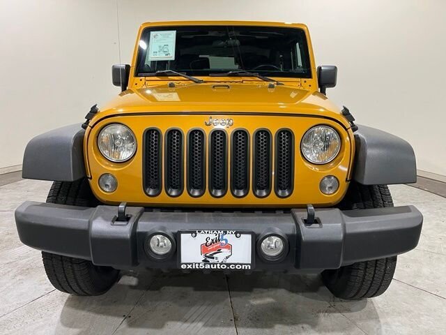 
 2014 Jeep Wrangler Rubicon full									