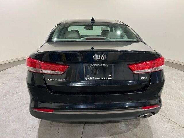 
 2018 Kia Optima EX full									