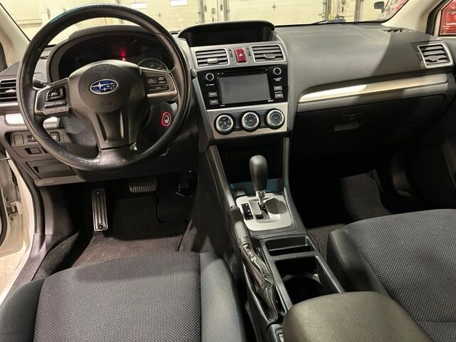 
 2016 Subaru Impreza 2.0i Premium full									