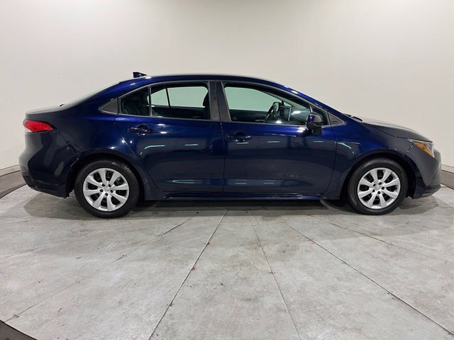 
 2020 Toyota Corolla LE full									