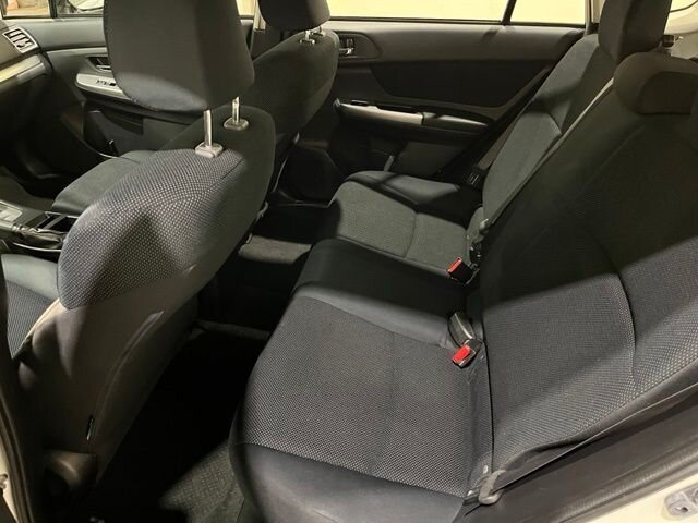 
 2016 Subaru Impreza 2.0i Premium full									