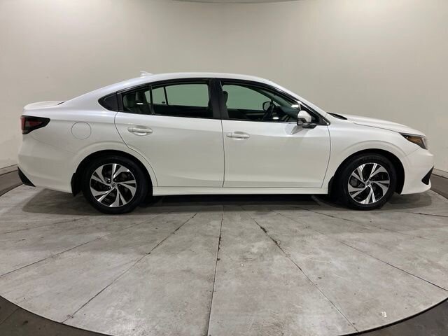 
 2021 Subaru Legacy Premium full									