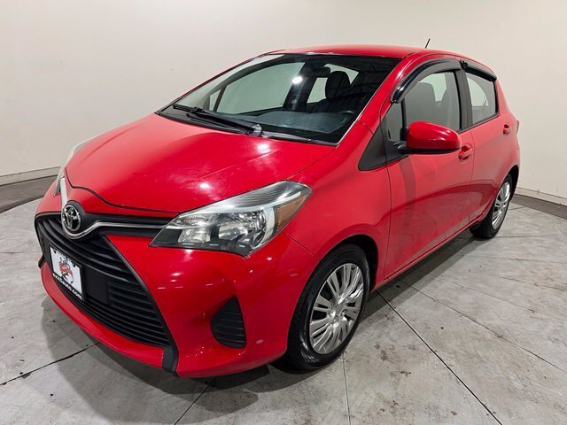 
 2015 Toyota Yaris L full									