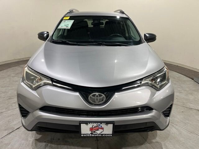 
 2017 Toyota RAV4 LE full									