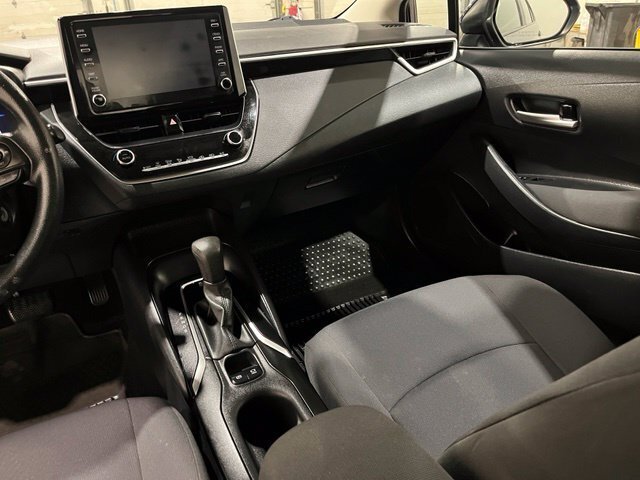 
 2020 Toyota Corolla LE full									