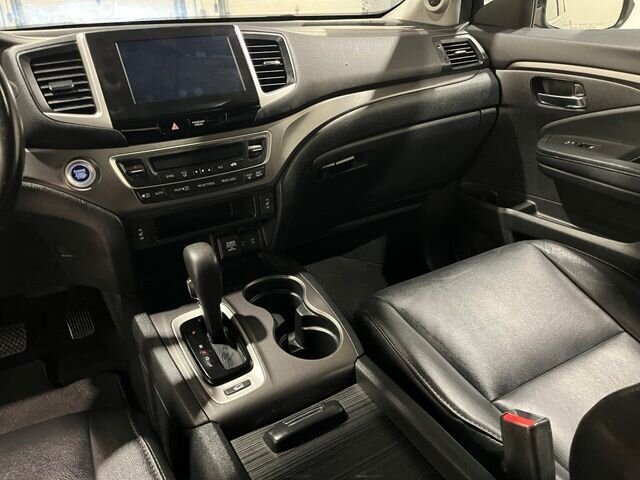 
 2016 Honda Pilot EX-L full									