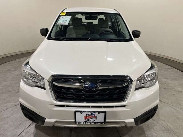
 2017 Subaru Forester 2.5i full									