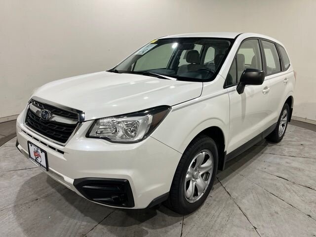 
 2017 Subaru Forester 2.5i full									
