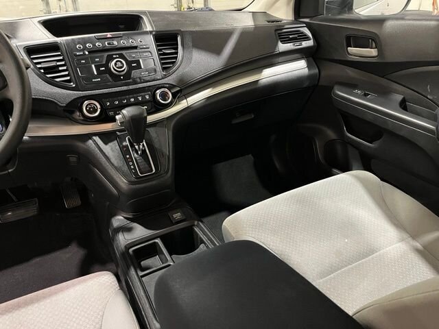 
 2016 Honda CR-V LX full									