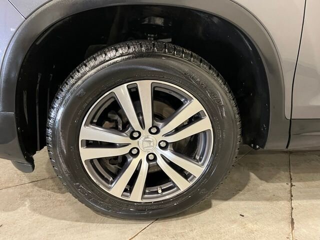 
 2016 Honda Pilot EX-L full									