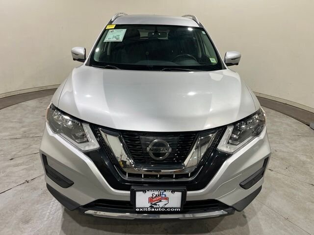 
 2017 Nissan Rogue SV full									