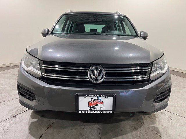 
 2017 Volkswagen Tiguan 2.0T Wolfsburg Edition 4Motion full									