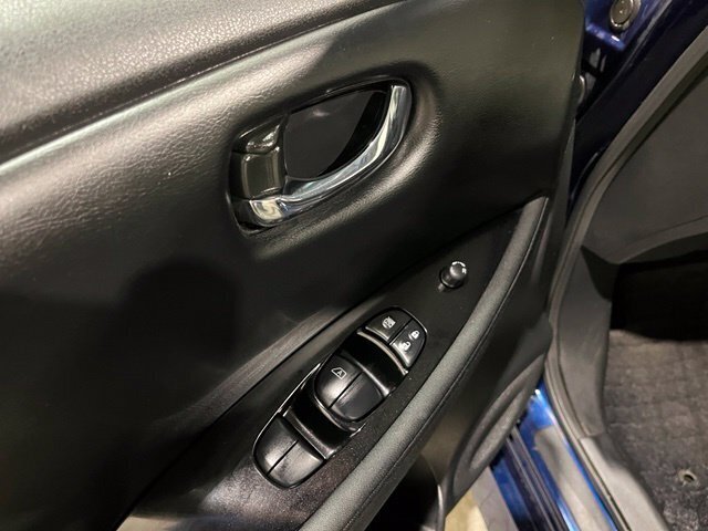 
 2022 Nissan LEAF SV Plus full									