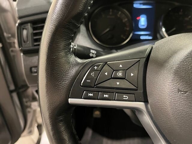 
 2017 Nissan Rogue SV full									