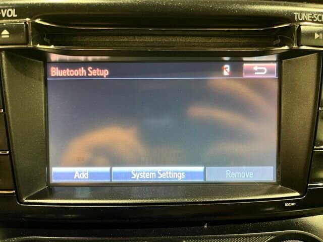 
 2017 Toyota RAV4 LE full									