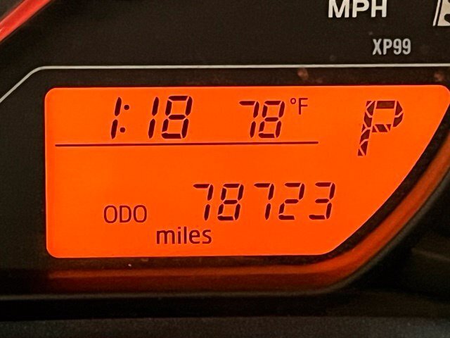 
 2015 Toyota Yaris L full									