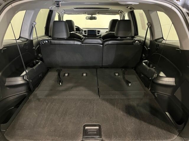 
 2016 Honda Pilot EX-L full									