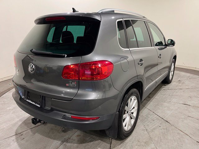 
 2017 Volkswagen Tiguan 2.0T Wolfsburg Edition 4Motion full									
