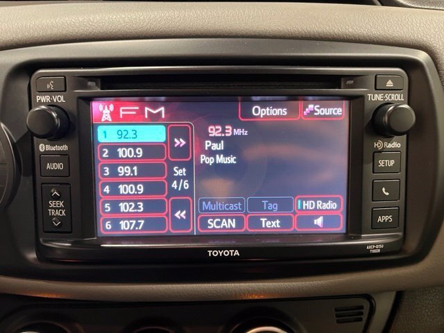 
 2015 Toyota Yaris L full									