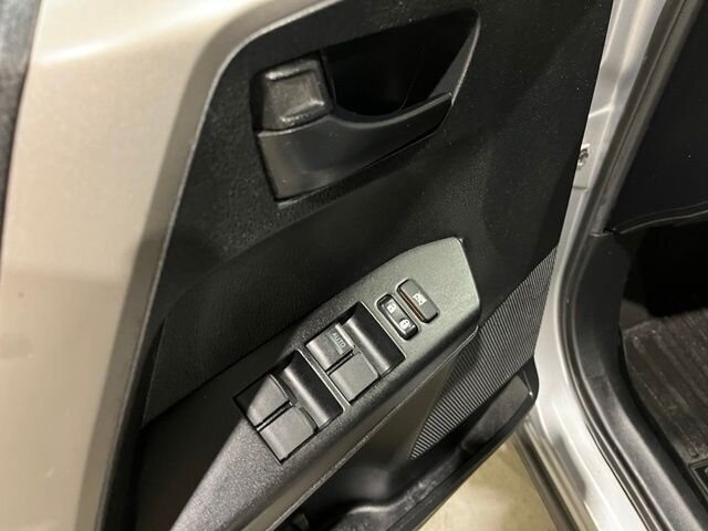 
 2017 Toyota RAV4 LE full									