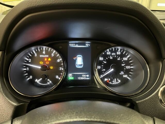 
 2017 Nissan Rogue SV full									