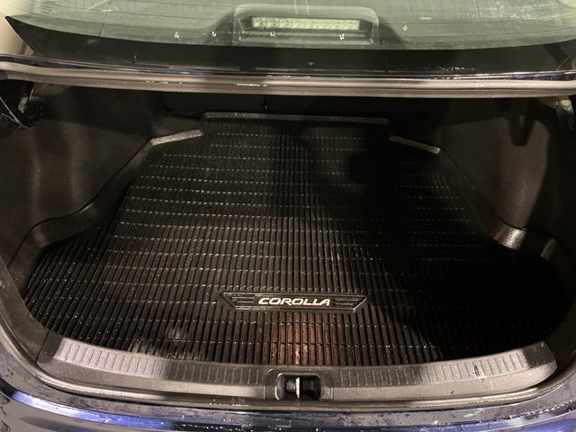 
 2020 Toyota Corolla LE full									