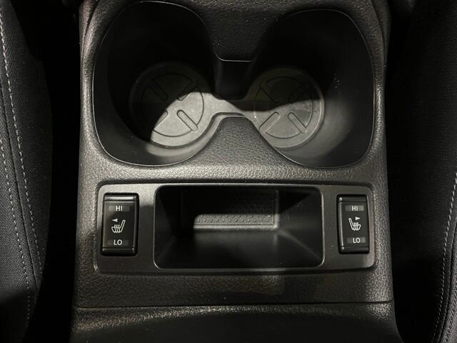 
 2017 Nissan Rogue SV full									