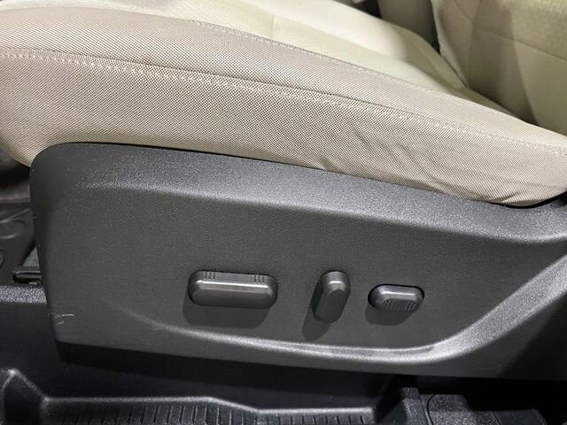 
 2017 Ford Escape SE full									