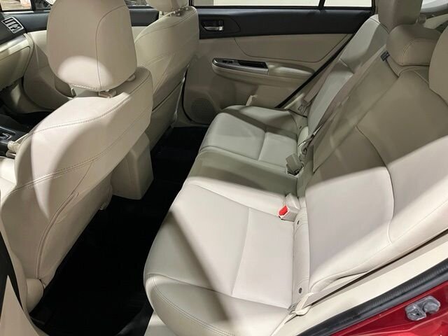 
 2015 Subaru XV Crosstrek 2.0i Limited full									
