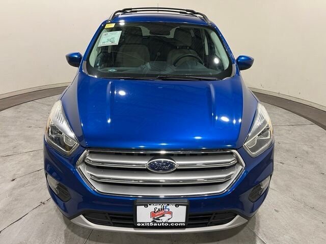 
 2017 Ford Escape SE full									