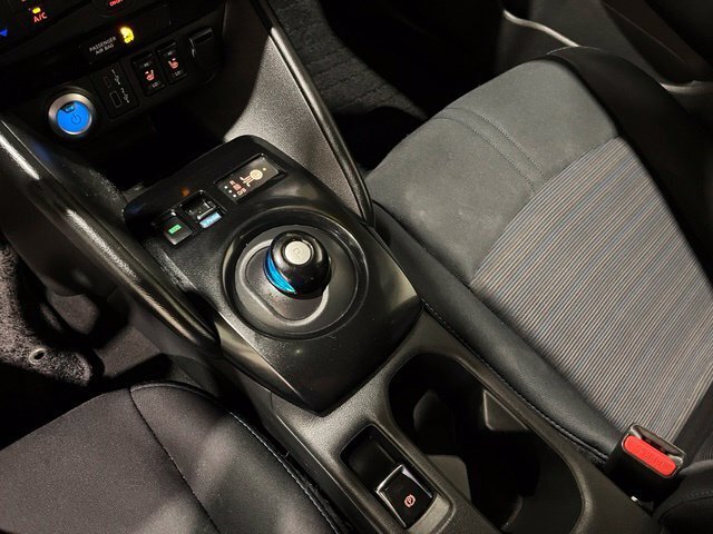
 2022 Nissan LEAF SV Plus full									