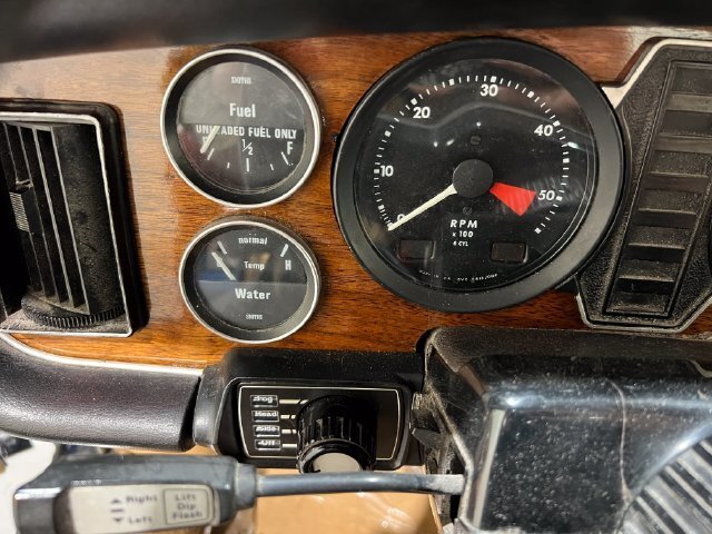 
 1976 Jaguar XJ6C XJ6C full									