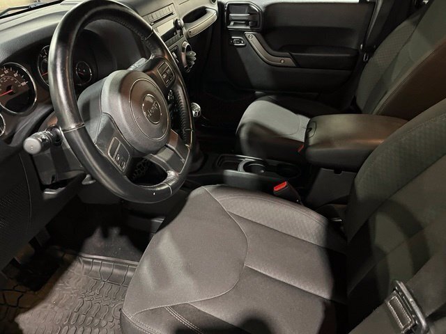 
 2017 Jeep Wrangler Unlimited Sport full									