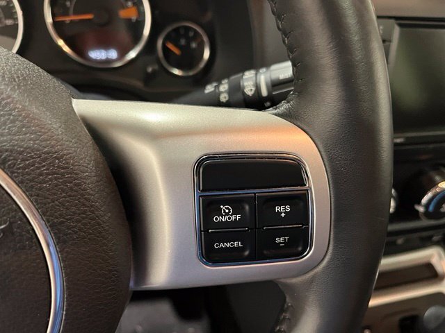 
 2017 Jeep Compass Latitude full									