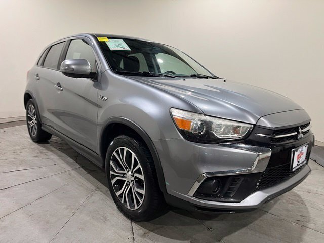 
 2018 Mitsubishi Outlander Sport 2.0 ES full									