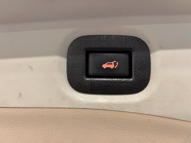 
 2019 Nissan Rogue SV full									