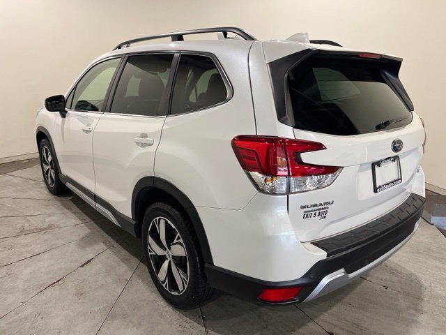 
 2021 Subaru Forester Touring full									